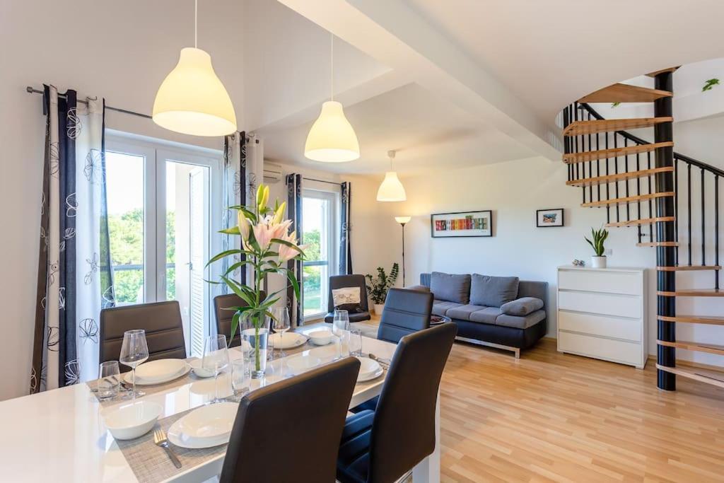 Apartments Punta เปรมันตูรา ภายนอก รูปภาพ